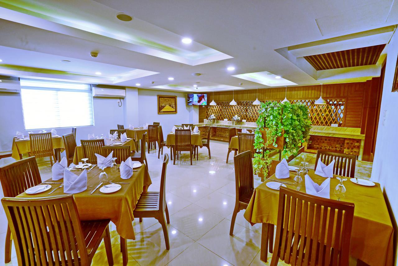 Sanctuary Hotel Mandalay Exterior photo